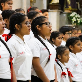 Sinfonía por el Perú reúne a 570 niños y niñas en Encuentro Nacional de Coros »Cantemos por la paz» hasta el 26 de noviembre en Lima, Trujillo y Moquegua