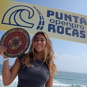 La surfista peruana Sol Aguirre tras ganar en la categoría Pro Junior del Punta Rocas Open Pro 2023 con miras a obtener una medalla de los Juegos Panamericanos Santiago 2023 